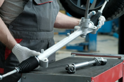 Automakers Adopted Rack-And-Pinion Steering Because It Was Better Than Alternatives