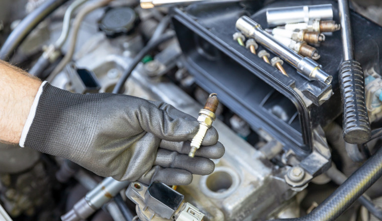 How (And When) To Use A Spark Plug Thread Chaser