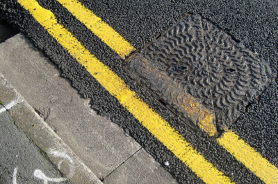 Parking ticket rules if double yellow lines are faded