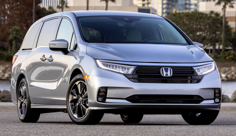 Honda’s Odyssey Has Caused 25 Injuries By Mistaking Potholes For Crashes