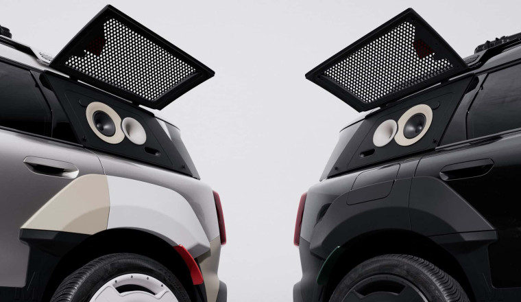 This Mini Countryman Takes Us Back To 1990's Car Audio Contests