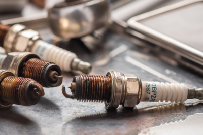 Why Can't Spark Plugs Fire When Completely Soaked?