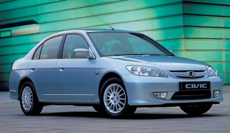 Why Mechanics Are Hoarding 20-Year-Old Hondas Like Gold Bars