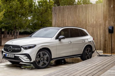 Plug-In Hybrids 'Are The Worst Of Both Worlds' And 'Fast Becoming Irrelevant,' Polestar Boss Claims