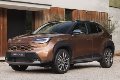 Toyota Yaris Cross gets new look and drops entry-level hybrid