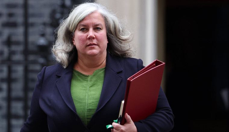 Transport Secretary's car has to be towed 'after hitting a POTHOLE'