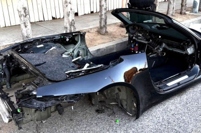 They Left a Porsche 911 on a Los Angeles Street. It Took a Moment to Realise That Is What It Was.