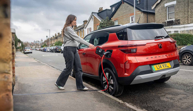 4 in 10 UK councils to offer cross-pavement EV charging this year