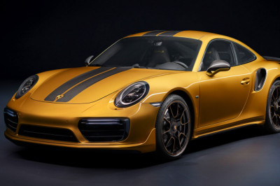 Porsche’s New Patent Turns Racing Stripes Into A Battery Gauge