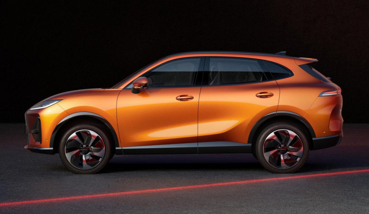 China's Range Rover Copycat Has a Chinese Copycat