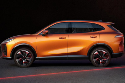 China's Range Rover Copycat Has a Chinese Copycat