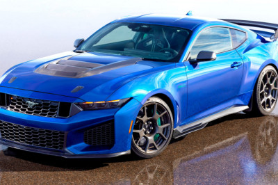 Ford’s Mustang Dark Horse SC Has More Than Twice The Power Of A 911 Carrera