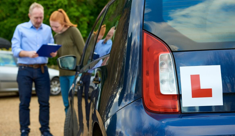 Government's campaign to recruit more driving test examiners branded 'spectacular failure' after only only 3 per cent of applicants offered jobs
