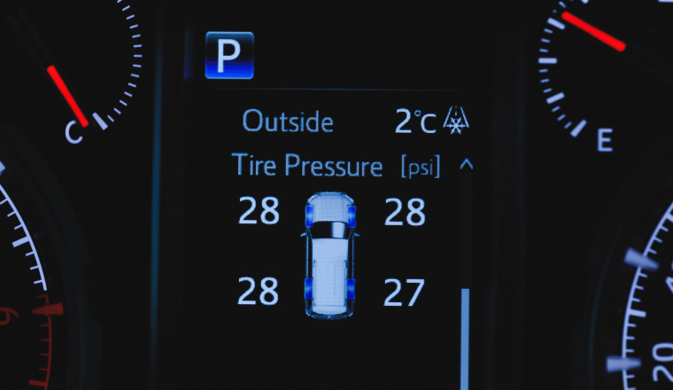 If You Just Filled Up Your Tires With Air And The Light Stays On, This Might Be Why