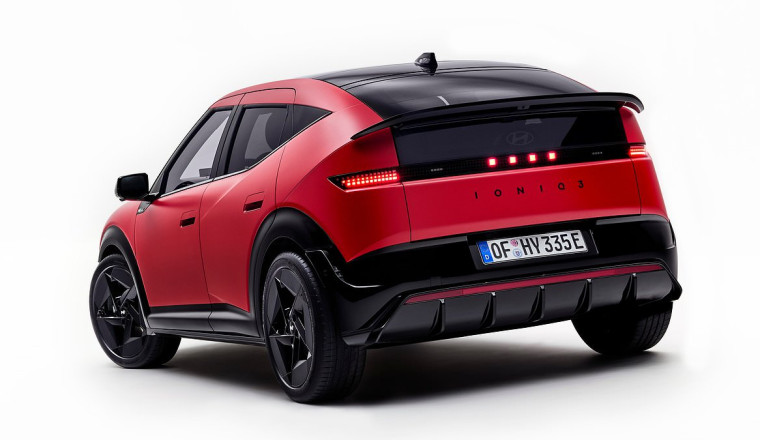 Hyundai Ioniq 3 is a stylish £25,000 electric hatchback - but does it have enough range to better Chinese rivals?