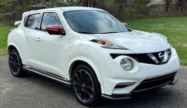 Choose Joy With This Nissan Juke Nismo RS That Even Has A Manual Transmission