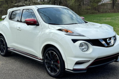 Choose Joy With This Nissan Juke Nismo RS That Even Has A Manual Transmission