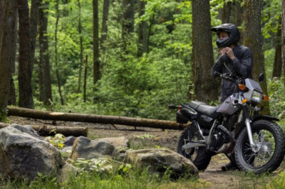 These 7 Brand New Motorcycles Still Haven't Made The Switch From Carbs To Fuel Injection