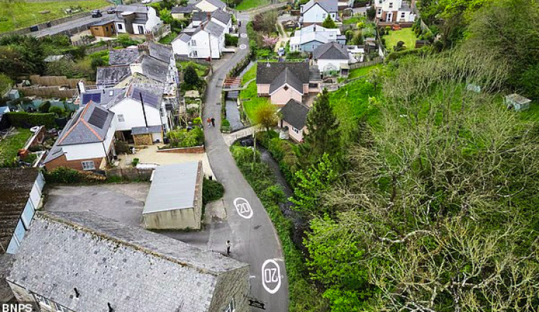 Lyme Regis Residents Say Their Town Has Been 'Grotesquely Vandalised' by 20mph Road Signs
