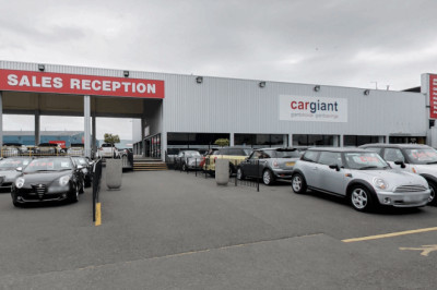 Former World Record holding used car dealership Cargiant begins process of shutting for good