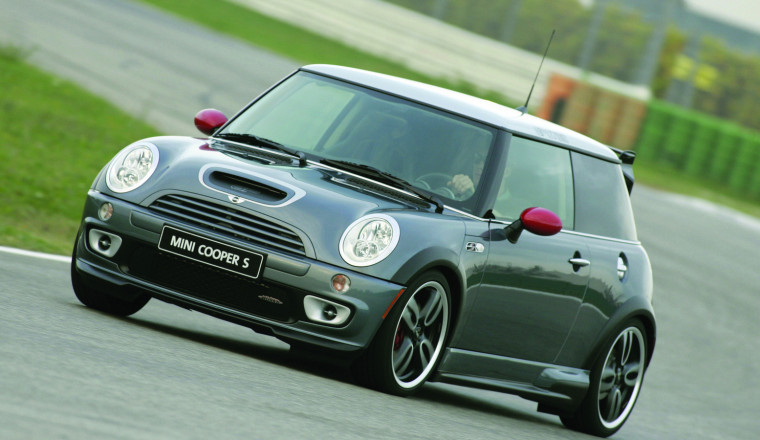 Mini Has Been Making Drivers Smile For 25 Years Today, And I'm So Glad