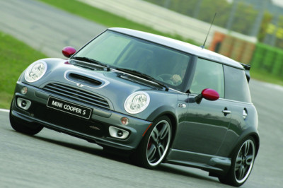 Mini Has Been Making Drivers Smile For 25 Years Today, And I'm So Glad