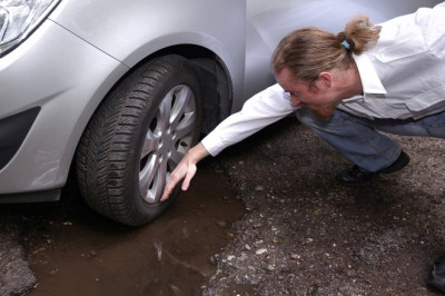 Motorists in Manchester are eight times more likely to win pothole compensation than drivers down south