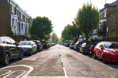 UK homes without driveways given update on pavement 'rule change'