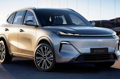 China Told Automakers To Stop Cutting Prices, BYD Just Made It Worse