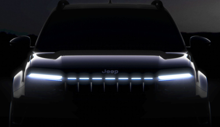 Jeep to reinvent seven-slot grille with new-look Avenger