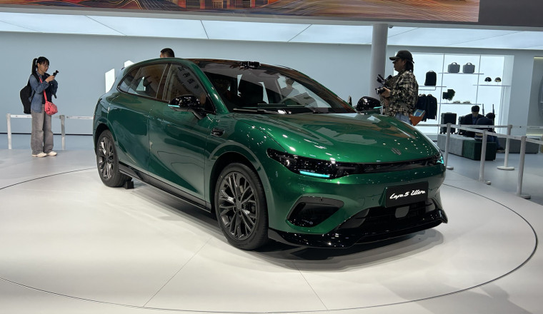 Leapmotor goes after GTI with hot version of new B05 hatch