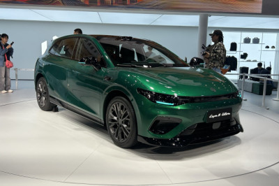 Leapmotor goes after GTI with hot version of new B05 hatch