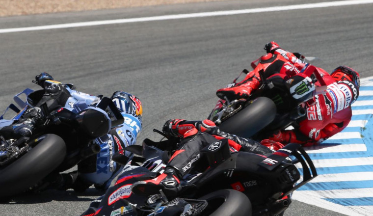 Marc Marquez crashes out as Alex dominates Jerez MotoGP