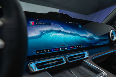 Mercedes to reintroduce buttons – but stick with big screens