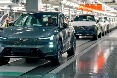 Production of new Volvo EX60 electric SUV gets underway