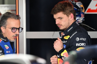 Mekies: Verstappen unaffected by background moves