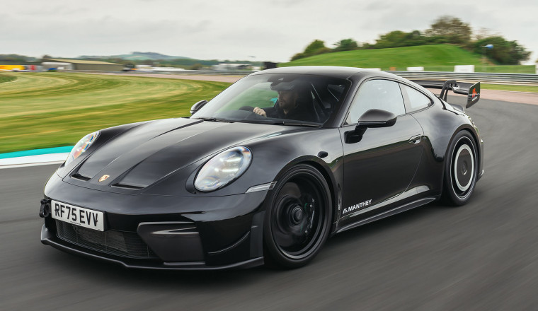 Porsche 911 GT3 MR: Does £56k Manthey kit work on road and track?