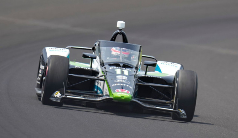 Sato avoids collision with fox in Indy 500 testing