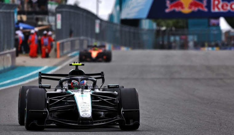 Antonelli resists Norris challenge to win entertaining Miami GP