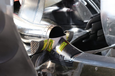 FIA targets F1 exhaust wing ban