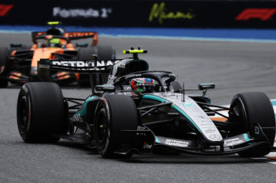 HIGHLIGHTS: Watch the action from the Miami GP as Kimi Antonelli clings onto victory over Lando Norris