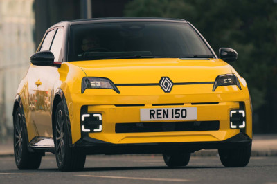 Renault 5 was Britain’s number 1 EV in April