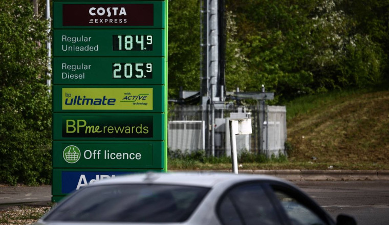 UK petrol and diesel drivers risk £100 fine and 3 points while hunting for cheap fuel