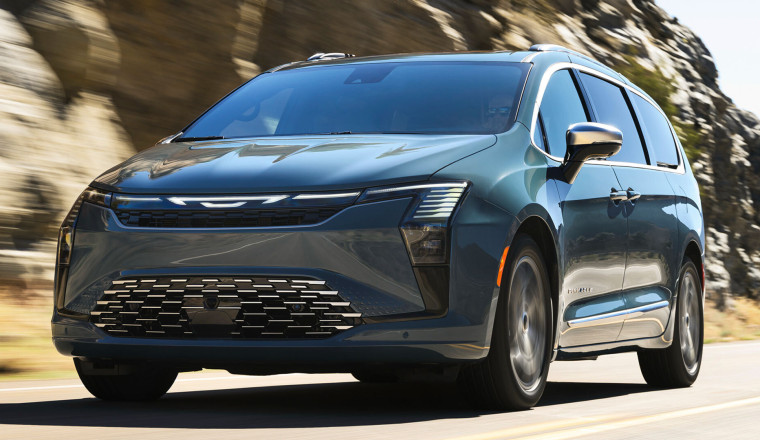 Chrysler’s Already Slashing 2027 Pacifica Pricing A Month After Its Debut