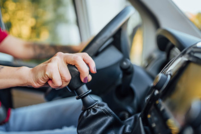 Here's How To Drive If Your Clutch Pedal Fails