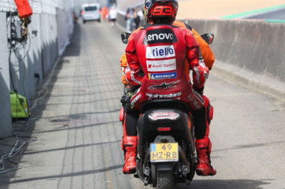 Marquez out of Le Mans and Barcelona with foot fracture