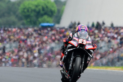 Martin beats Bezzecchi in French GP to ignite MotoGP title duel