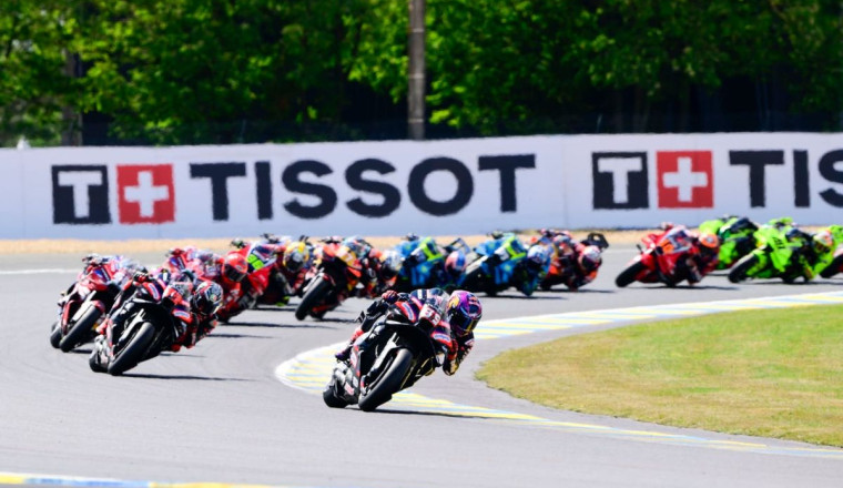Martin snatches Le Mans sprint win, huge crash for Marquez