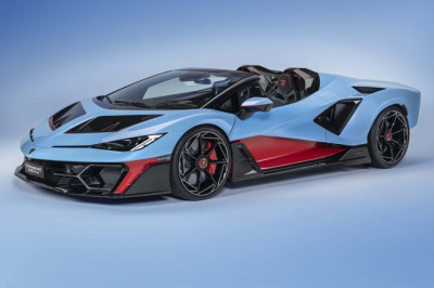 Meet Lamborghini's Most Powerful Convertible Ever: Fenomeno Roadster