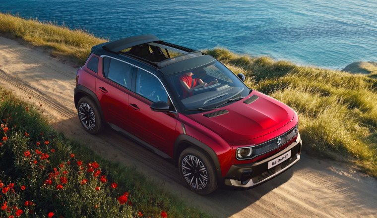 New Renault 4 Plein Sud goes open-air for the summer